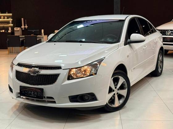 CHEVROLET CRUZE 1.8 LT 16V FLEX 4P AUTOMÁTICO CHEVROLET CRUZE 1.8 LT 16V FLEX 4P AUTOMÁTICO